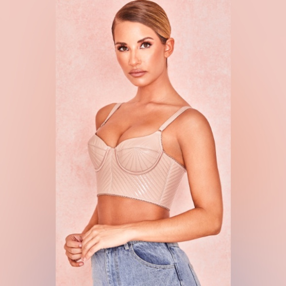 House of CB “Chloe” top